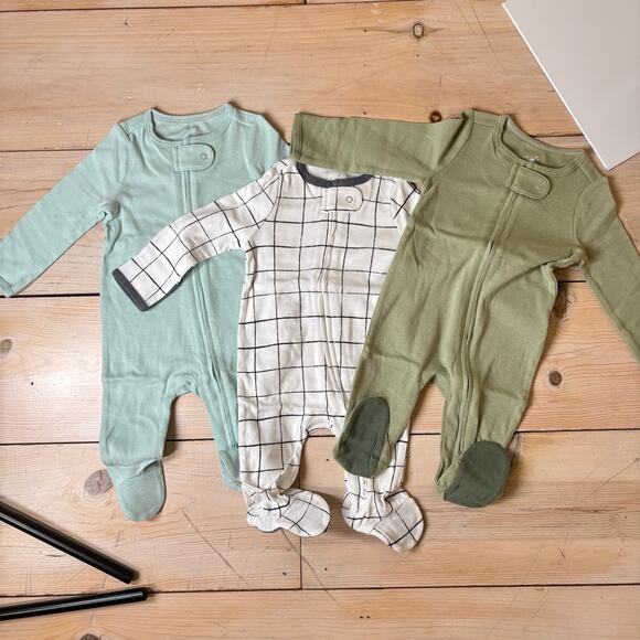 Cloud Island NWOT 3-Pack Baby Sleepers Green, Green, Gray Size 0-3 Months - Picture 1 of 15